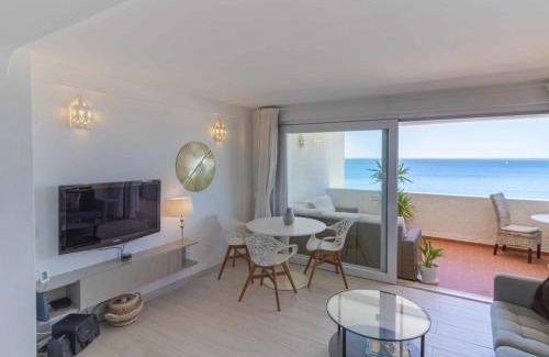 Praia da Luz Apartment | Bliss Luz Horizon - Panoramic Sea View - 50m to Beach - Central Praia da Luz - Walk distance to Everywhere