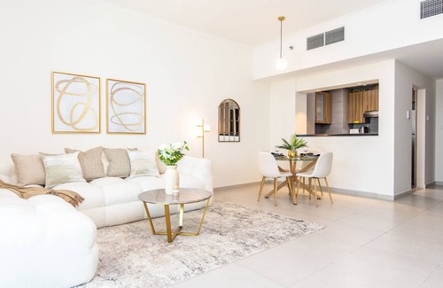 Saadiyat Cultural District Apartment | Bloomfields 1Br Azure Stay Ajwan Soul Beach Access