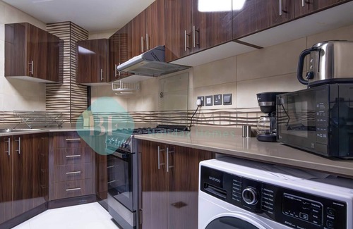 Dubai Apartment | Bloomfields Modern 2BR In Arabian Gate.