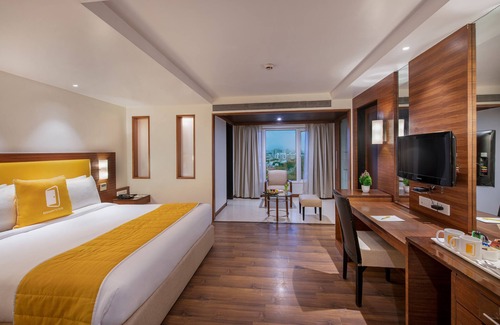 Thaltej Hotel | BloomSuites | Ahmedabad