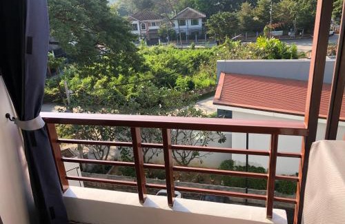 Chiang Mai Apartment | Blue and green Farang homes