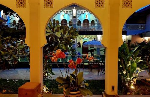 Tahunan Hotel | Blue Garden Boutique Hotel