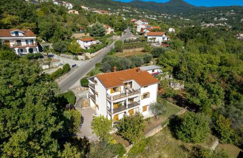 Opric Apartment | Blue Horizon