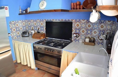 Alozaina Cottage | Blue House for 8 people