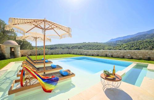 Kavallos Villa | Blue Lake Villa Heated Pool