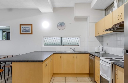 Tugun Apartment | Blue Pacific 1 Beachside neat and tidy unit in Tugun