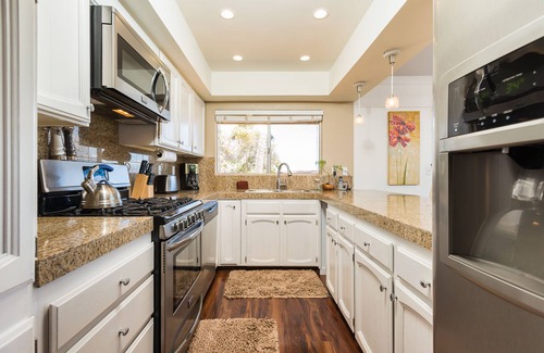 Wailea House | Blue Sky Escapes Vacation Home w/big Oceanviews, Pool, Jacuzzi, 5min to beach