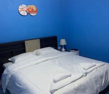 Ban Pong House | Blue Sky Home stay