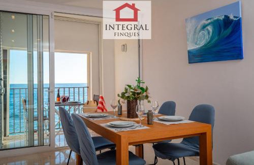 Sant Antoni de Calonge Apartment | Blue Wave Apartment