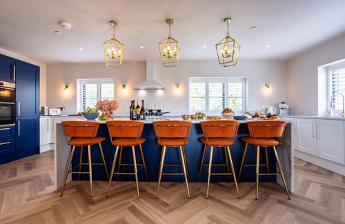 Llanfaelog House | Bluebells: Eco-Friendly 4-Bed Home with Sea Views in Llanfaelog | Managed by Anglesey Holiday Lettin