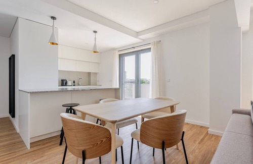 Casal da Ladeira Apartment | Blueground | Alvalade, balcony, nr Campo Grande