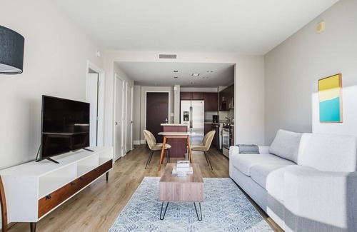Foggy Bottom Apartment | Blueground | Foggy Bottom, pool & gym, nr metro