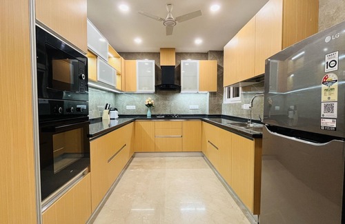 Saket Apartment | BluO 4BHK Saket Max - Lift, Balcony, Parking