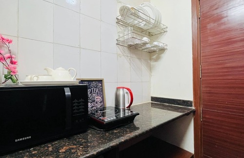 Hauz Khas Apartment | BluO Cozy Studio - Green Park & Hauz Khas Village