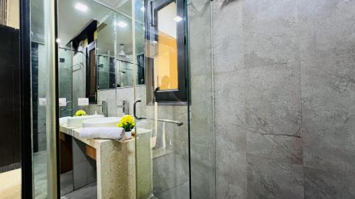 Greater Kailash Apartment | BluO Studio - M Block Mkt Greater Kailash