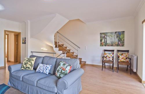 Zambujal Villa | BmyGuest - Sesimbra Sea View Villa