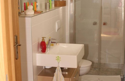 Mies Bed & Breakfast | BnB Les Coquelicots