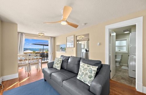 Old Town House | Bo`s Old Tacoma Victorian Charm | Water views