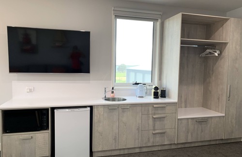 Port Albert Bed & Breakfast | Boat Harbour Jetty B&B