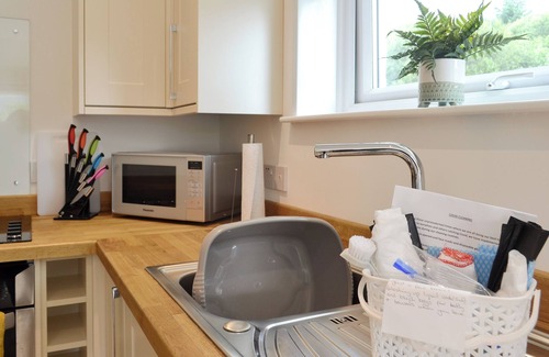 Taynuilt Cottage | Boatman's Cottage at Invernian Mor