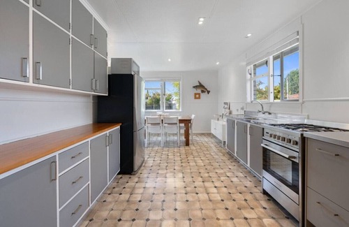 Rainbow Point House | Boats and Brews with Wi-Fi