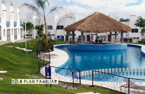 Tequesquitengo House | Bonita Casa en Condominio con Alberca y Acceso al Lago