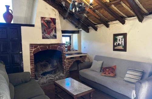 El Pedroso House | Bonita Casa Rural Sierra Norte