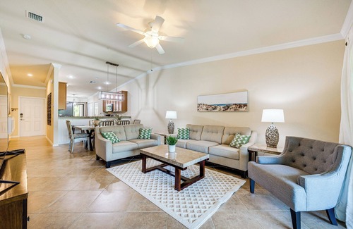 Naples Condo | Bonita Springs Condo Rental w/2 Screened Porches