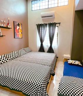 Sungai Pelek House | Bonjour Homestay