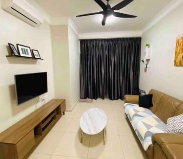 Tanjong Bidara Apartment | Bonjour Riverview 2KM Jonker/6 Pax/Netflix/100Mbps