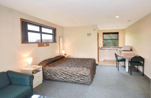 Mosgiel Hotel | Bonnie Knights Motel Mosgiel