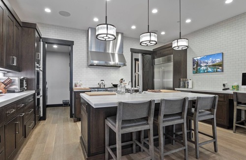 Empire Pass House | Book for Holidays! Townhome with Direct Ski Access! Custom Hot Tub! Firepit! Game Room! Shuffleboard