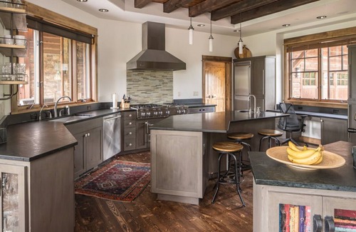 Spanish Peaks House | Book for Winter! Modern Mountain Home! Outdoor Fireplace, Near Ousel Falls Park!