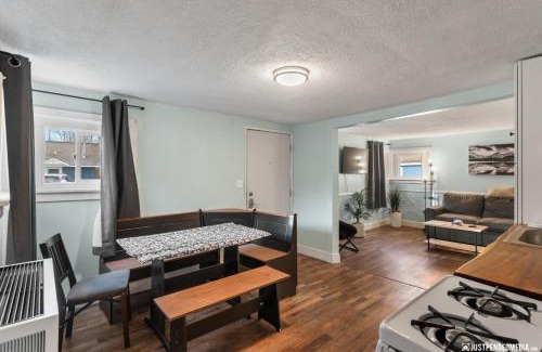 North Star House | Borealis Barnhouse - Slumber 7