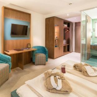 Gross Nemerow Hotel | Bornmühle