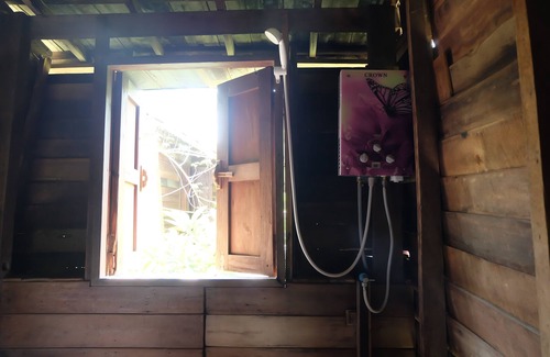 Tha Sut Hotel | Bortong Thailue Resort