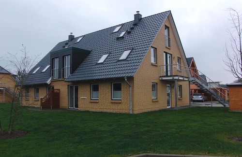 Kaschow Apartment | 'Bothmer Castle': Apartment for up to 5 guests (with extra bed) & pets
