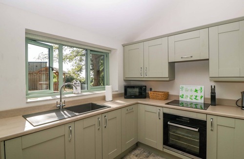 St. Brides Netherwent Cottage | Bottom Lodge