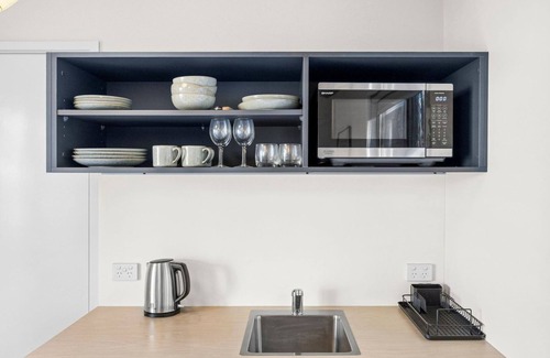 Aireys Inlet House | Boundary Studio - a peaceful bushland hideaway