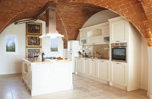 Palaia Other | Boutique farm in the heart of Tuscany