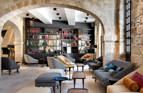 Aigues-Mortes Medieval City Hotel | Boutique Hôtel des Remparts & Spa