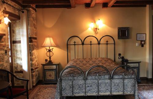 Veroia Hotel | Boutique Hotel Kokkino Spiti