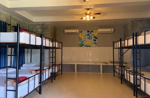 Tha Sao Resort | Boutique Raft Resort, River Kwai