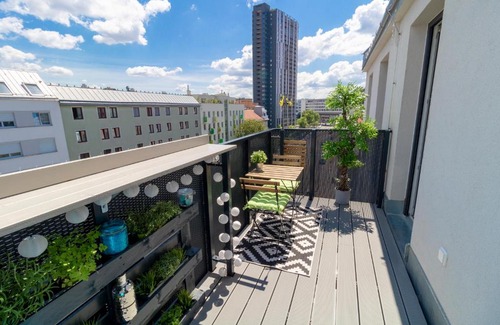 Brigittenau Apartment | Boutique Sky City Apt. with BALCONY/TOP SPOT