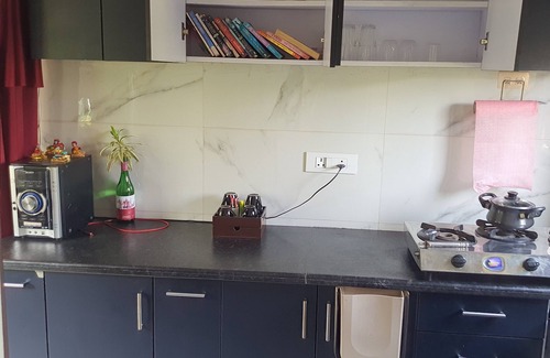 Sushant Lok Apartment | Boutique studio with beautiful terrace for romantic gateway & stay vacation