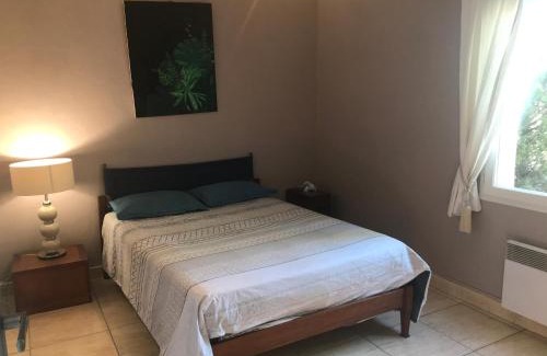 Bouzigues Bed & Breakfast | Bouzigues Suite Parentale Étang de Thau