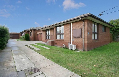 Box Hill North Villa | Box Hill accommodation