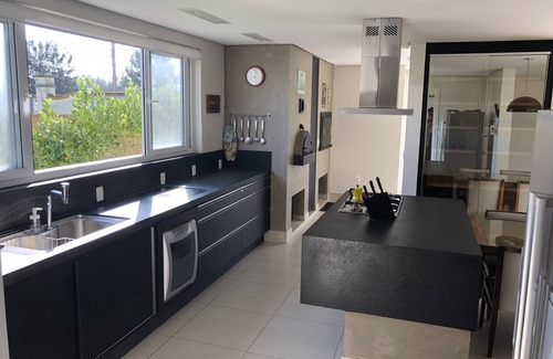 Laguna Villa | 450sqm House in Beach Village