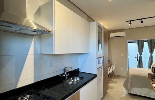 Jardim Palmeiras Apartment | Beautiful Flat near the Center | Electric Car Charger