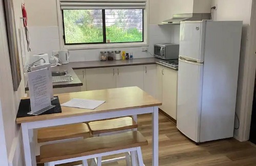 Halls Gap Cabin | Bradshaw House Self contained cabin 6